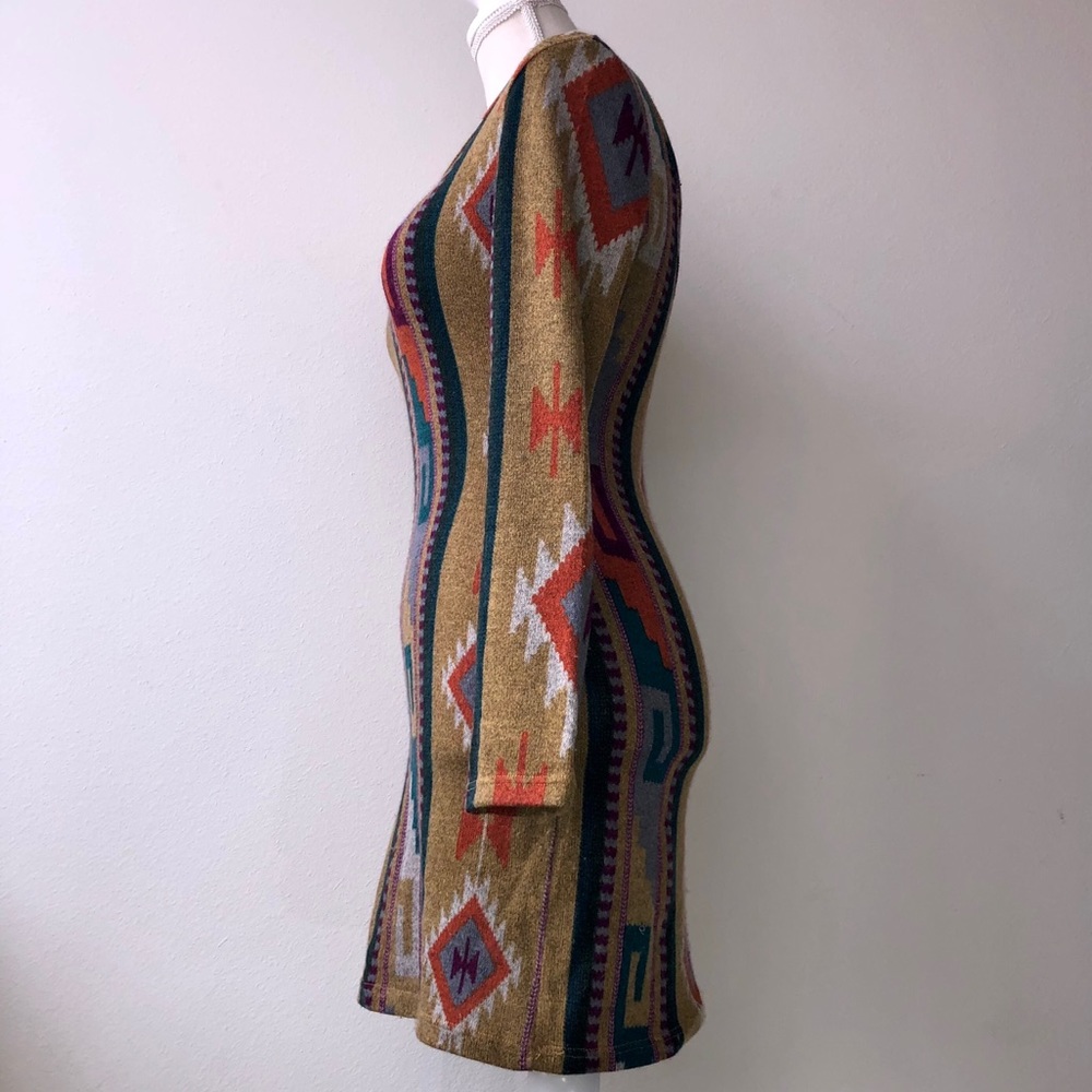 Aztec Dress - Picture 5 of 7